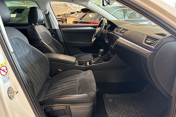 Skoda Superb 17 of 24