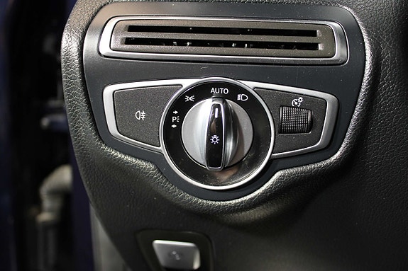 Mercedes-Benz GLC220 d 25 of 27