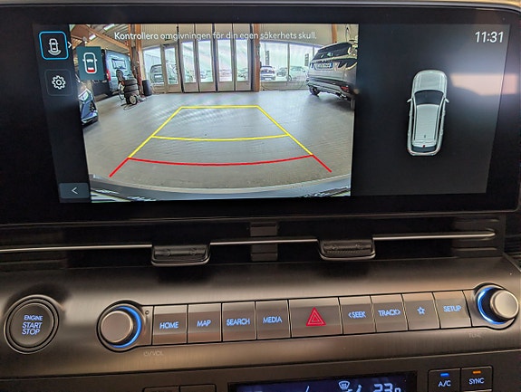 Hyundai Kona 11 of 14