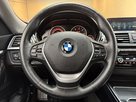 BMW 320 12 of 22