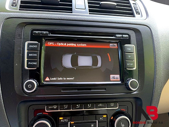 Volkswagen Jetta 5 of 5