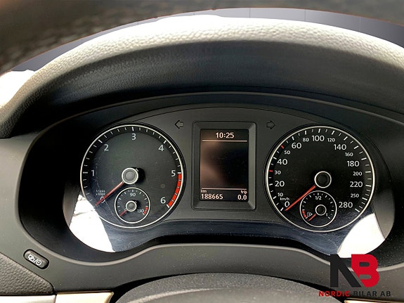 Volkswagen Jetta 16 of 24