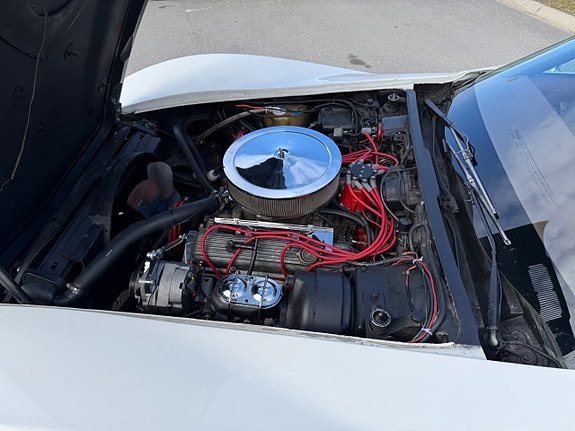 Chevrolet Corvette 14 of 14
