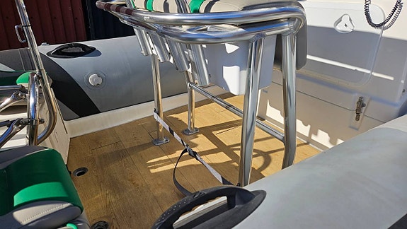 Zodiac 550 Pro Evinrude 115 E-tec inkl reg trailer 9 of 10