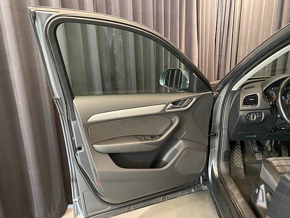 Audi Q3 29 of 30