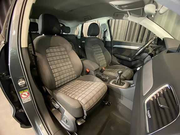 Audi Q3 9 of 30