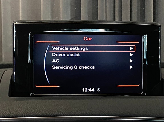 Audi Q3 13 of 30