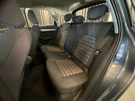 Audi Q3 8 of 30