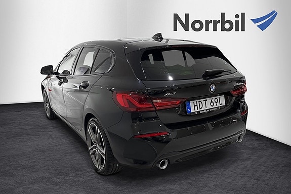 BMW 120 3 of 5