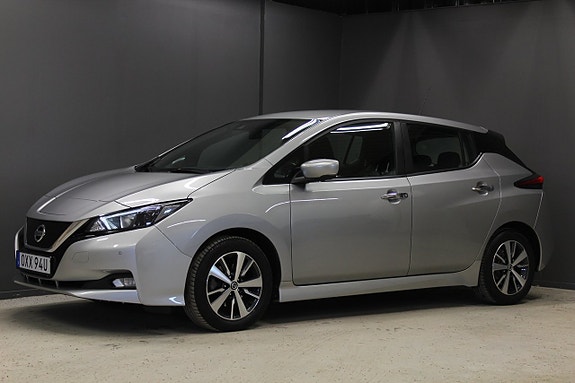 Nissan Leaf 3 of 5
