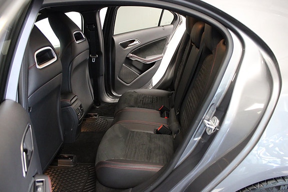 Mercedes-Benz A200 7 of 16