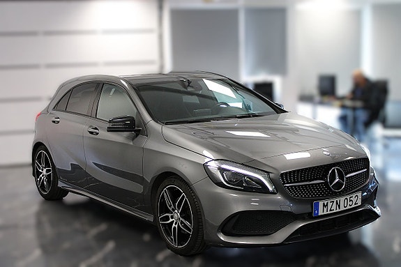 Mercedes-Benz A200 3 of 5