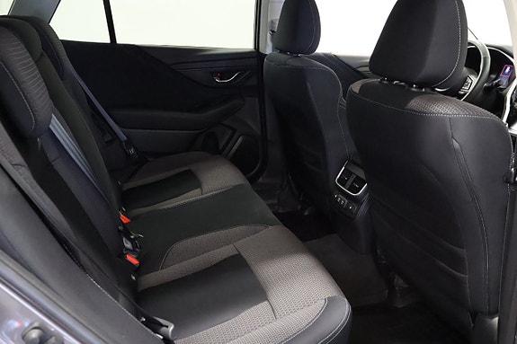 Subaru Outback 10 of 15