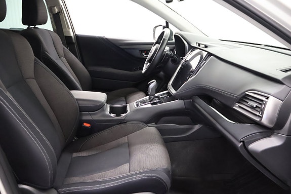 Subaru Outback 8 of 15