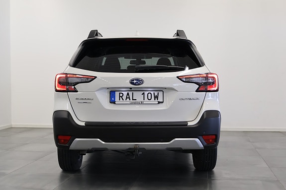 Subaru Outback 4 of 5