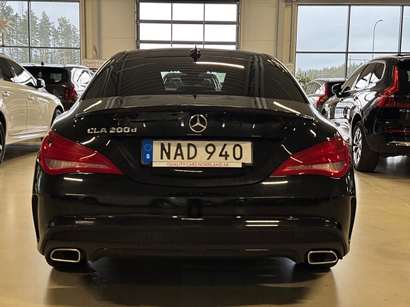 Mercedes-Benz CLA200 d 4 of 5