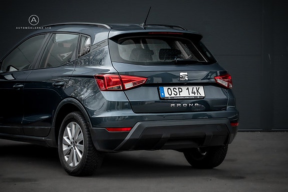 Seat Arona 19 of 20