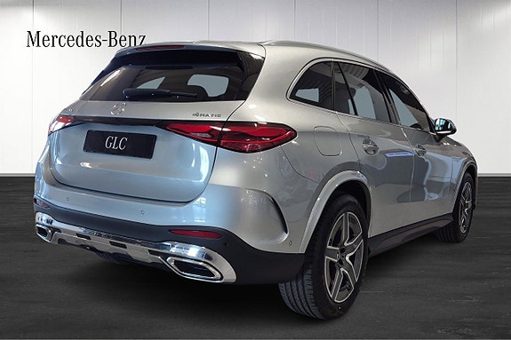 Mercedes-Benz GLC300 de 4 of 5