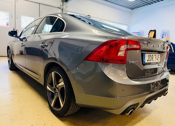 Volvo S60 6 of 17