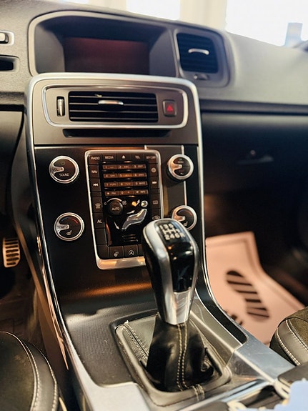 Volvo S60 17 of 17