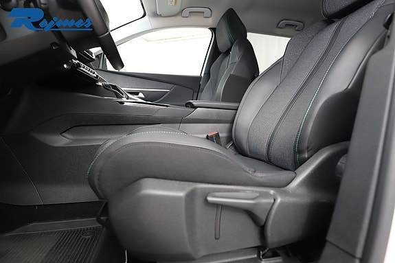 Peugeot 5008 5 of 5