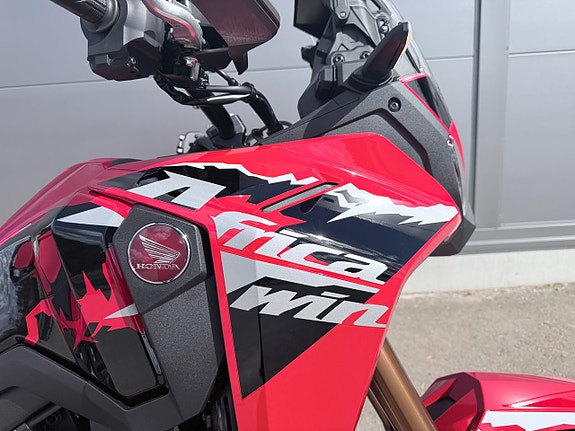 Honda CRF1100D Africa-Twin DCT 4 of 11