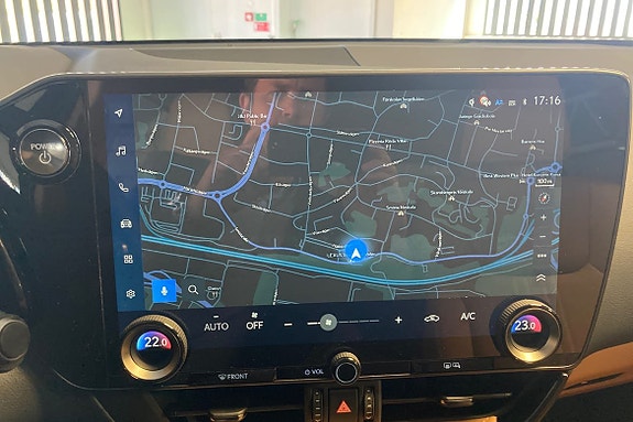 Lexus NX450h+ 11 of 19