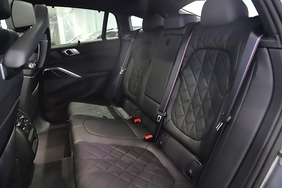 BMW X6 17 of 18