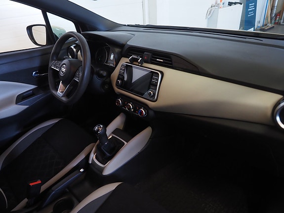 Nissan Micra 8 of 19