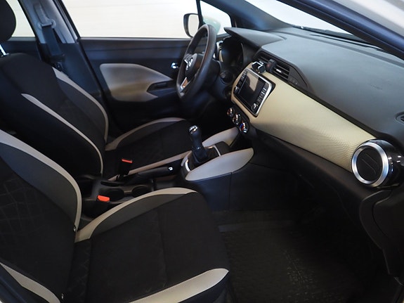 Nissan Micra 10 of 19