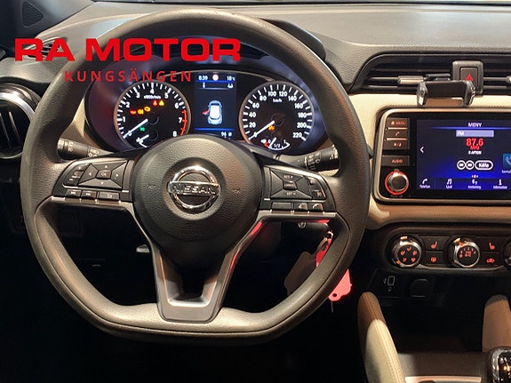 Nissan Micra 10 of 18