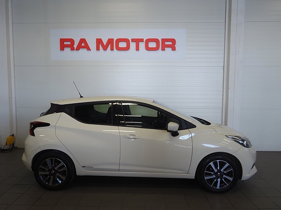 Nissan Micra 3 of 5