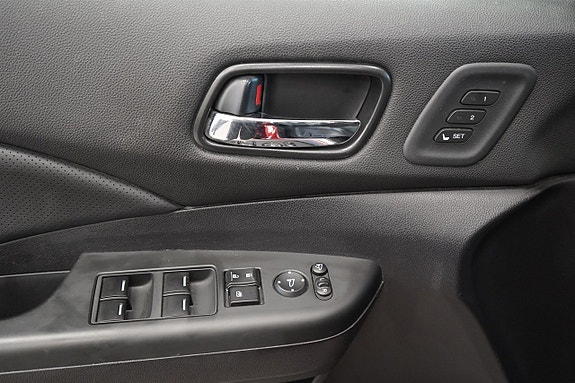 Honda CR-V 14 of 26