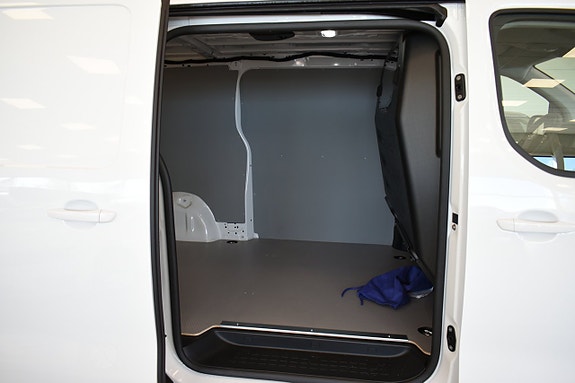 Opel Vivaro 10 of 21