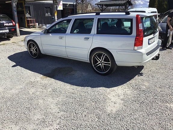 Volvo V70 5 of 5