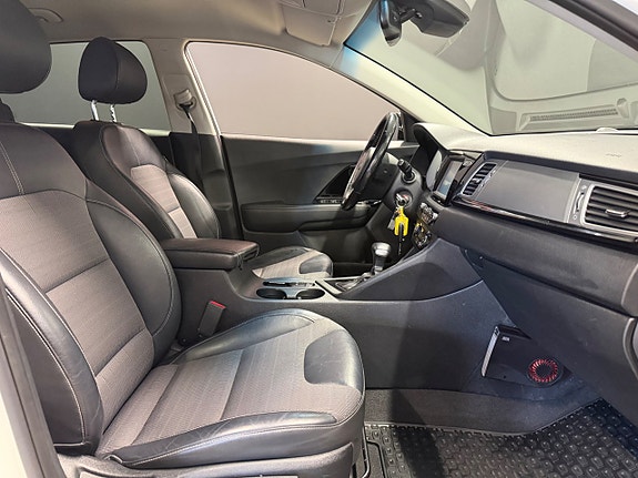 Kia Niro 8 of 16