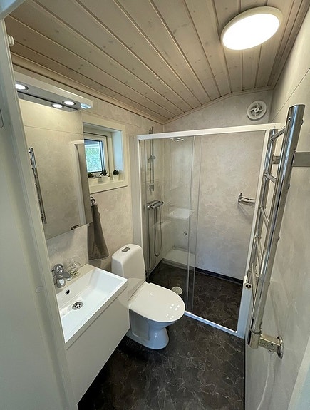 MNAB Beg resort inkl året runt plats 1020 på Kronocamping Lidköping 7 of 16