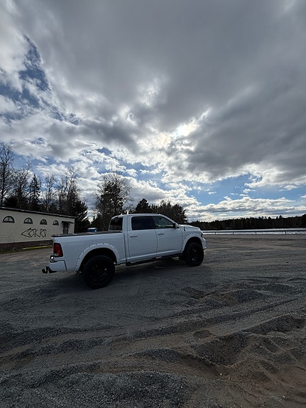 Dodge RAM 1500 4 of 9