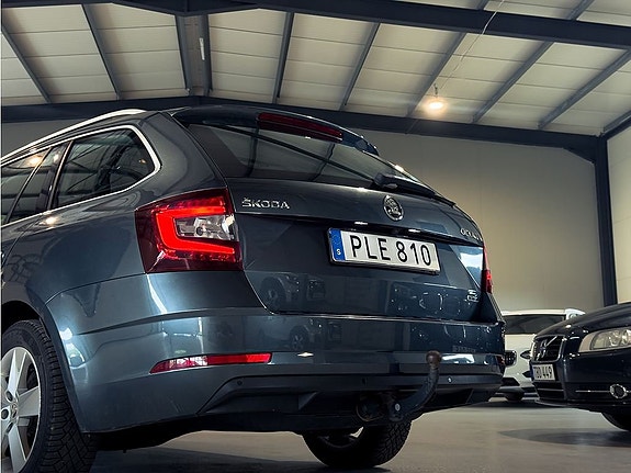 Skoda Octavia 8 of 24