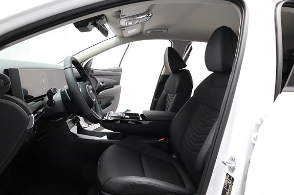 Hyundai Tucson 16 of 27