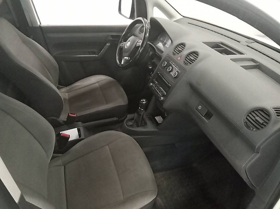 Volkswagen Caddy Maxi 3 of 5