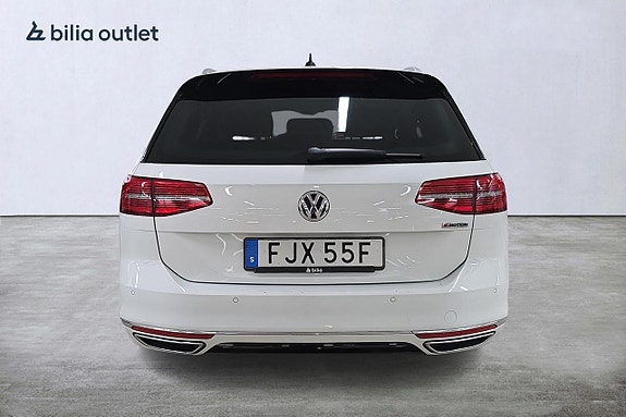 Volkswagen Passat 5 of 20
