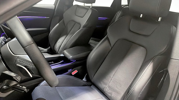 Audi Q8 e-tron 8 of 16