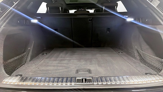Audi Q8 e-tron 14 of 16