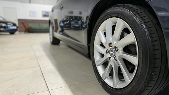 Volvo V60 22 of 27