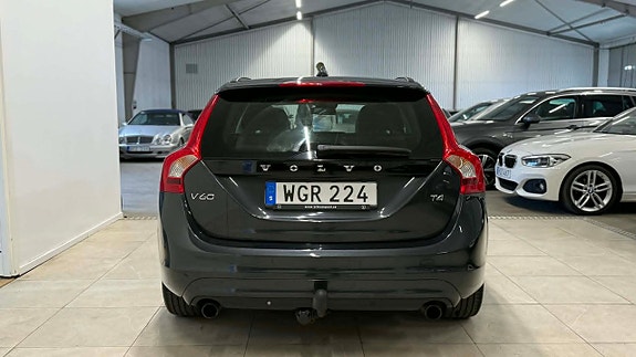Volvo V60 9 of 27