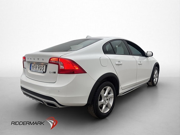 Volvo S60 Cross Country 6 of 28