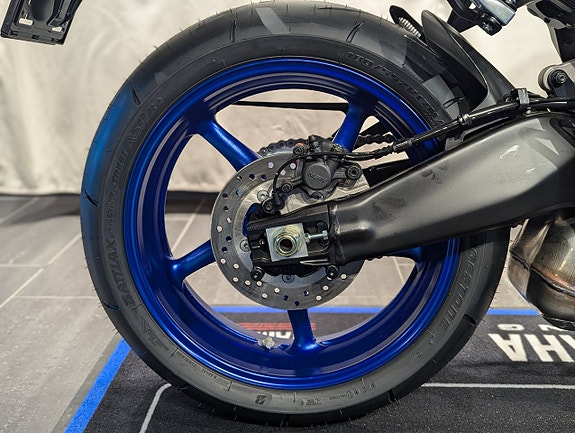 Yamaha YZF-R9 / Spara 5.000kr! / Icon Blue/ Omg lev! 10 of 17
