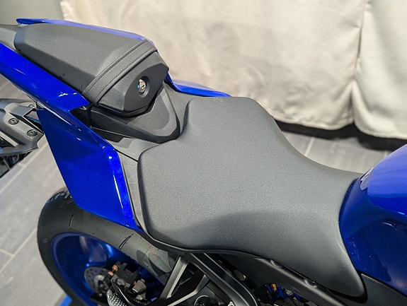 Yamaha YZF-R9 / Spara 5.000kr! / Icon Blue/ Omg lev! 13 of 17