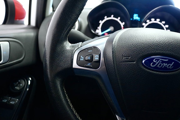 Ford Fiesta 13 of 22